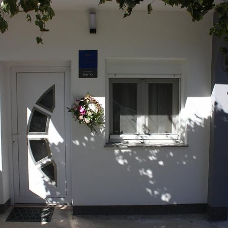 Studio apartman Tristan Zadar Bagian luar foto